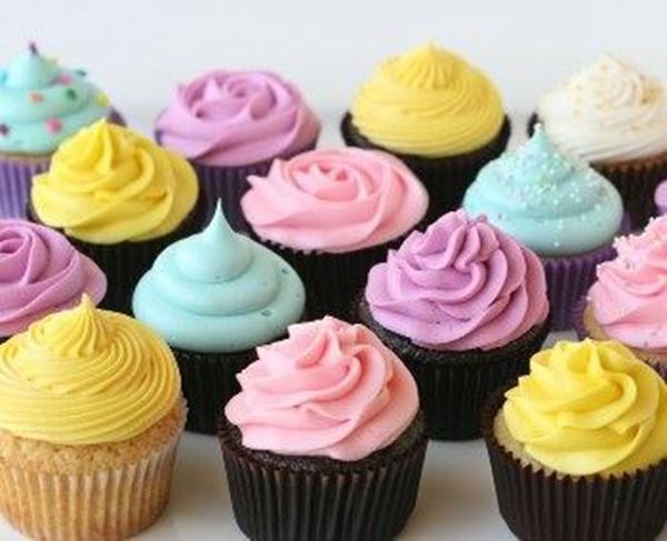 Picture of One Dozen Cupcakes